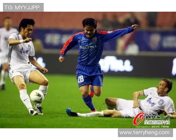 南京足球队包夹战术深度分析与实战应用探讨